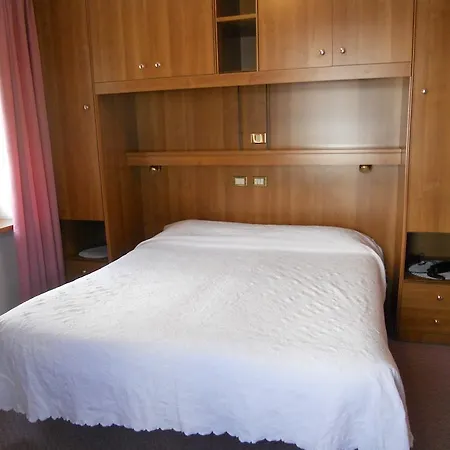 Hotel Alpino 3*