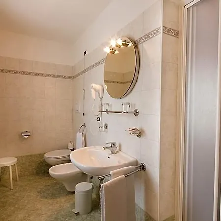 Hotel Alpino