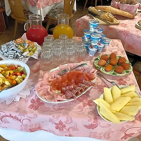 Alpino Hotel